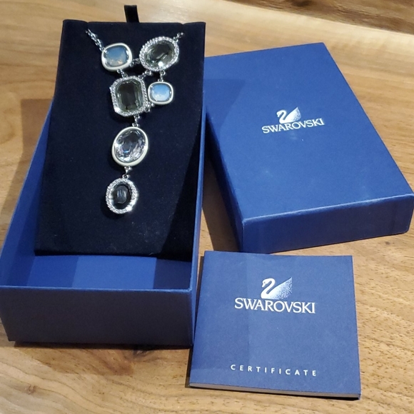 Brand New Swarovski Geometric Necklace - Picture 1 of 3